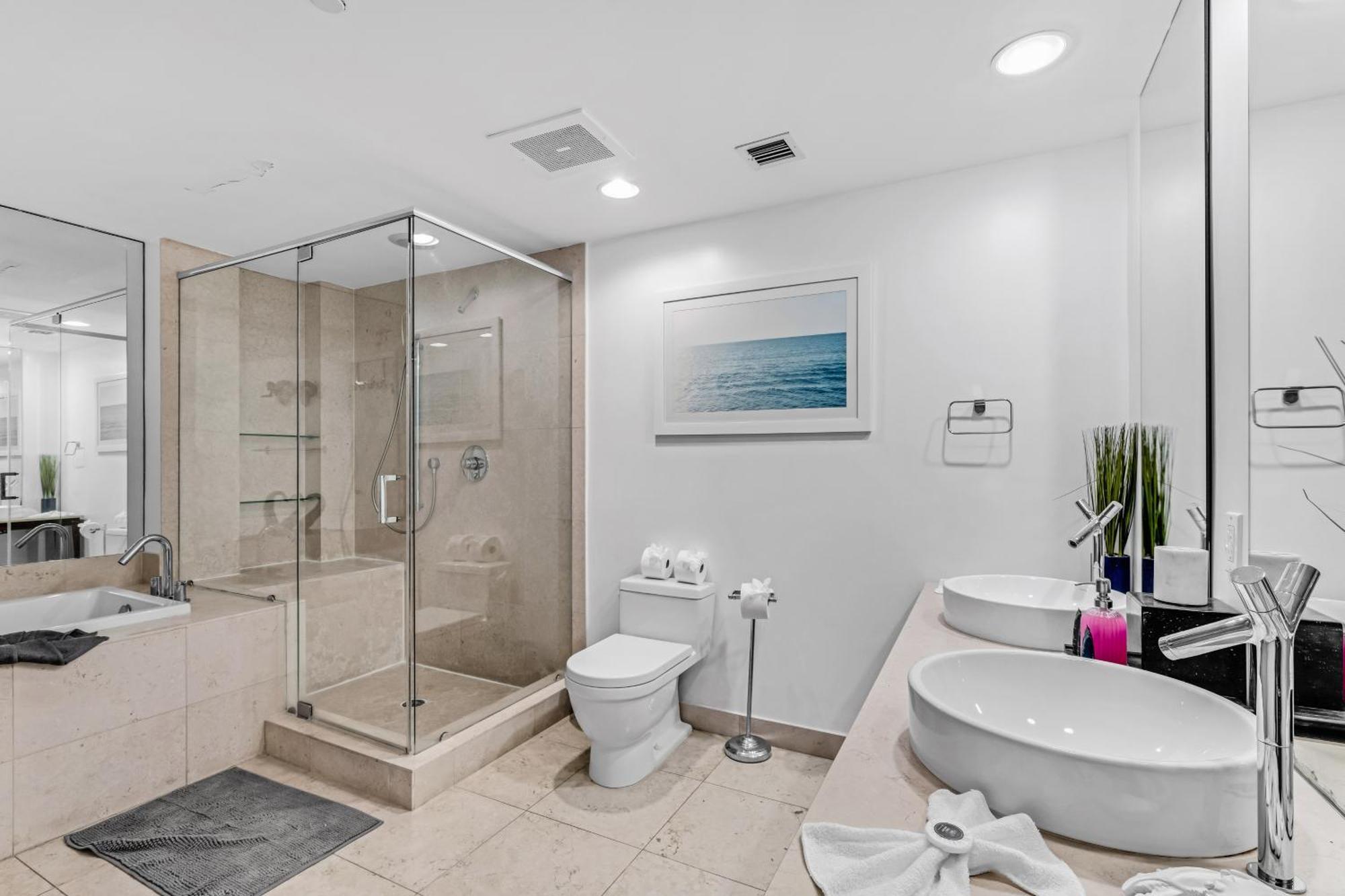 Luxurious Condo At Icon With Views Miami Exterior photo